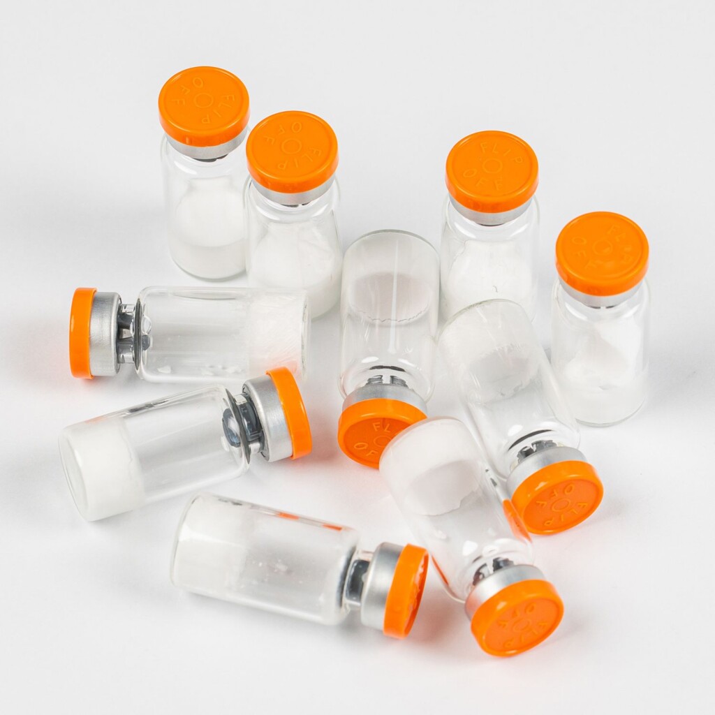 Semaglutide injections can significantly decrease many patients’ overall body weight and abdominal fat. A recent study showed that semaglutide weight loss is effective in many areas, especially the stomach, and can help patients lose belly fat. semaglutide